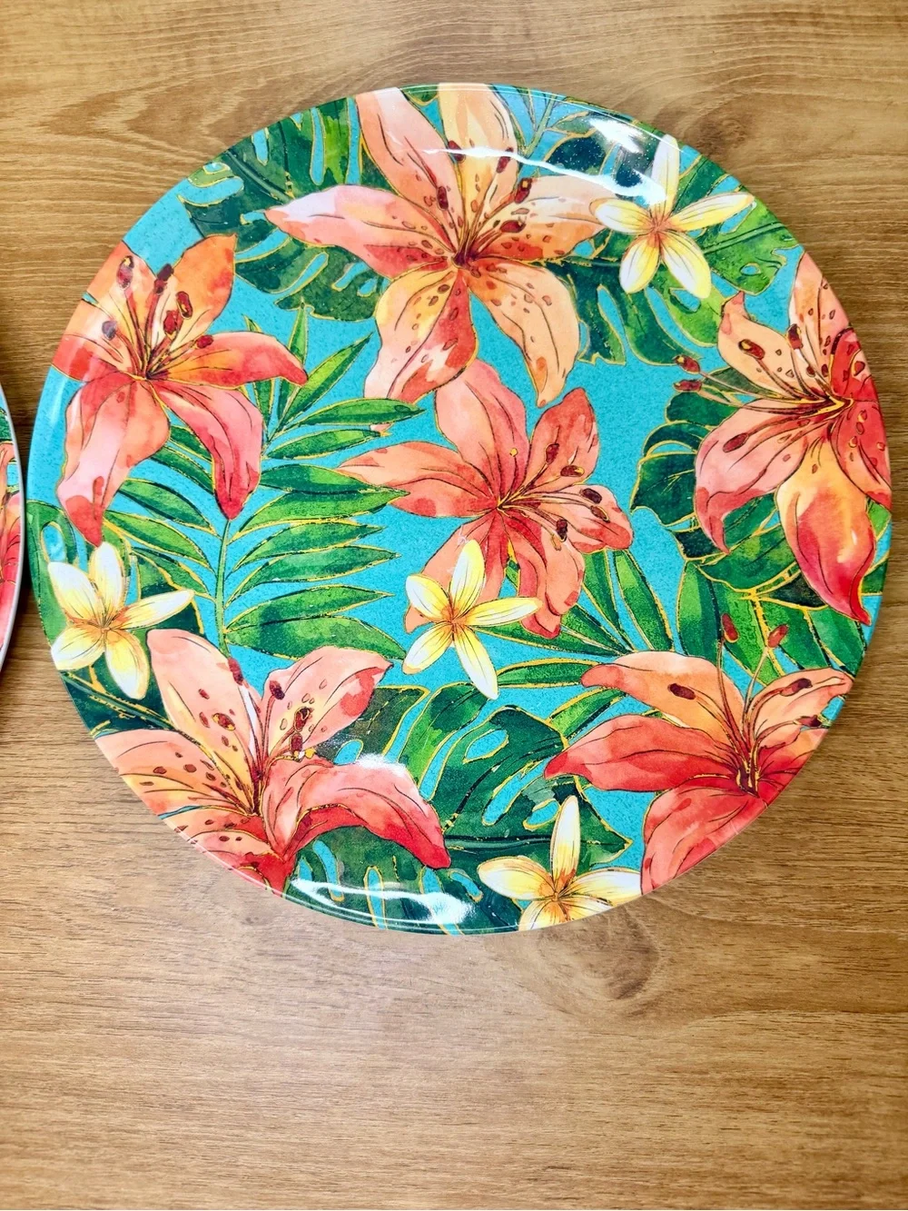 Tommy Bahama 11” Melamine Plates Set of 2 Tropical Lily Floral Shimmer Outdoor